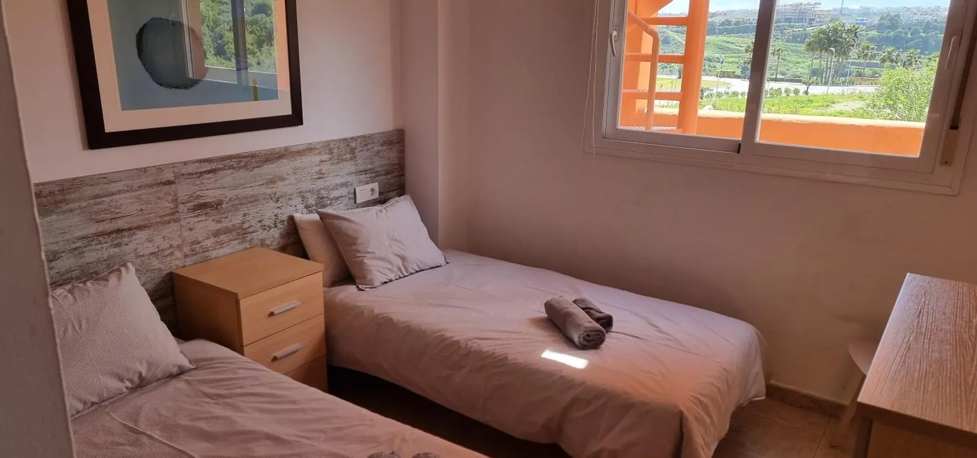 Casares Del Sol Penthouse Daire İspanya
