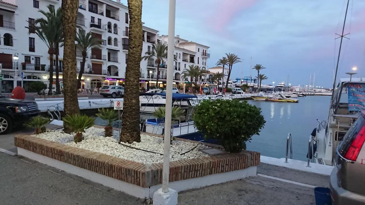 Casares Del Sol Penthouse Daire İspanya