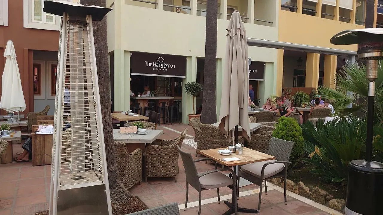 Casares Del Sol Penthouse Διαμέρισμα